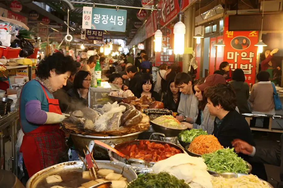 Ẩm Thực Chợ Đêm Hàn Quốc