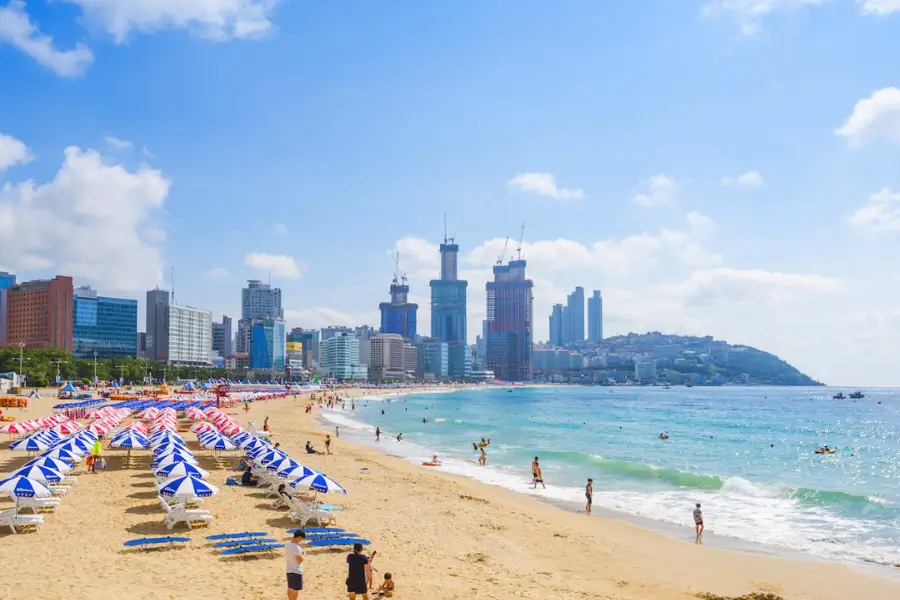 Bãi Biển Haeundae – Thiên Đường Mùa Hè Sôi Động Ở Busan