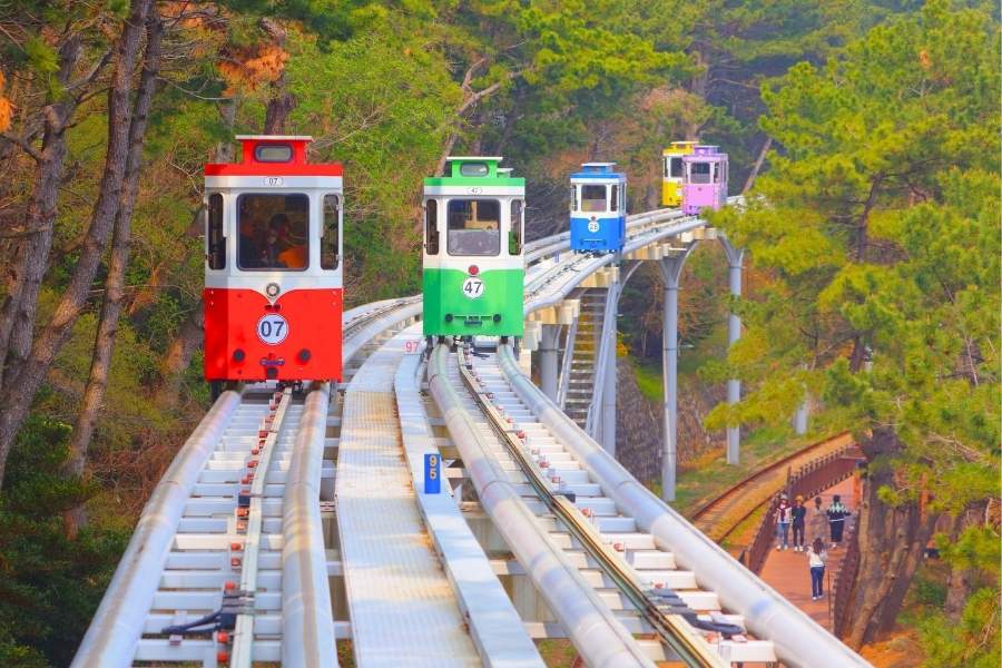Haeundae Blues line train (Busan – Seoul – Nami – Starfield Library – Eunpyeong Hanok Village)
