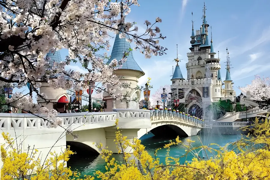 Lotte World Adventure Seoul trong tour Hàn Quốc 5 ngày 4 đêm Lotte World Adventure Seoul trong tour Hàn Quốc 5 ngày 4 đêm