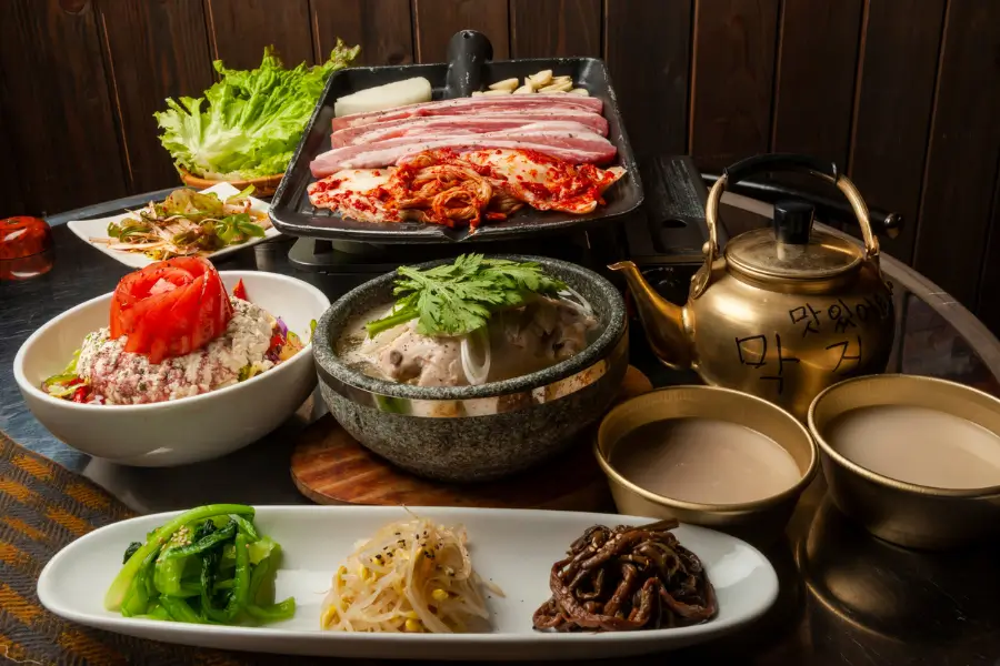 Những Địa Điểm Ăn Uống Nổi Tiếng Ở Seoul