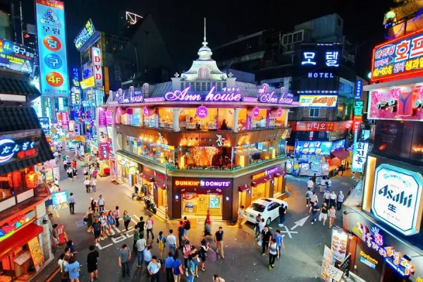 Tour Du Lịch Hàn Quốc Mùa Thu Phố Hongdae