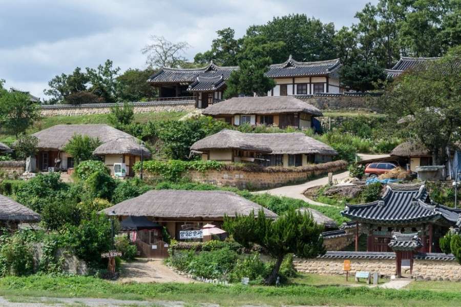 Yangdong Folk Village – Làng Cổ Truyền Thống